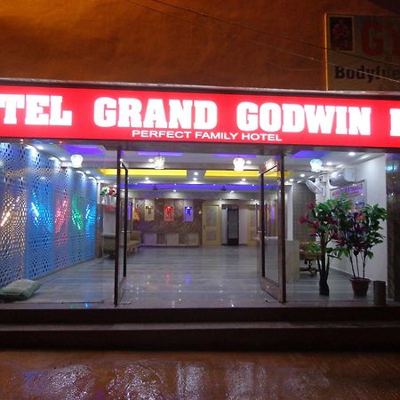 Grand Godwin Inn Samalkha Dış mekan fotoğraf